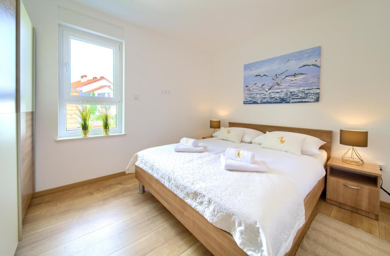 Dodo Apartments Vantacici Luaran gambar