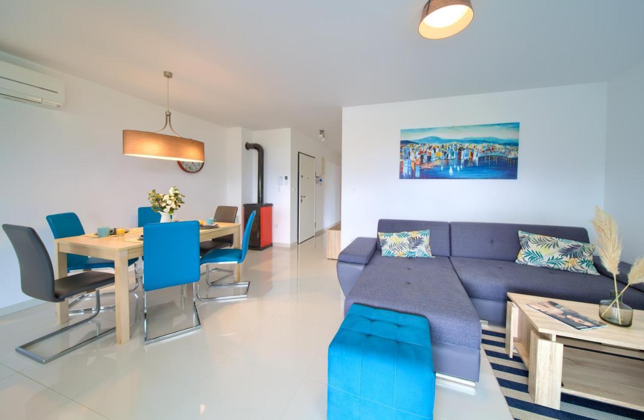 Dodo Apartments Vantacici Luaran gambar