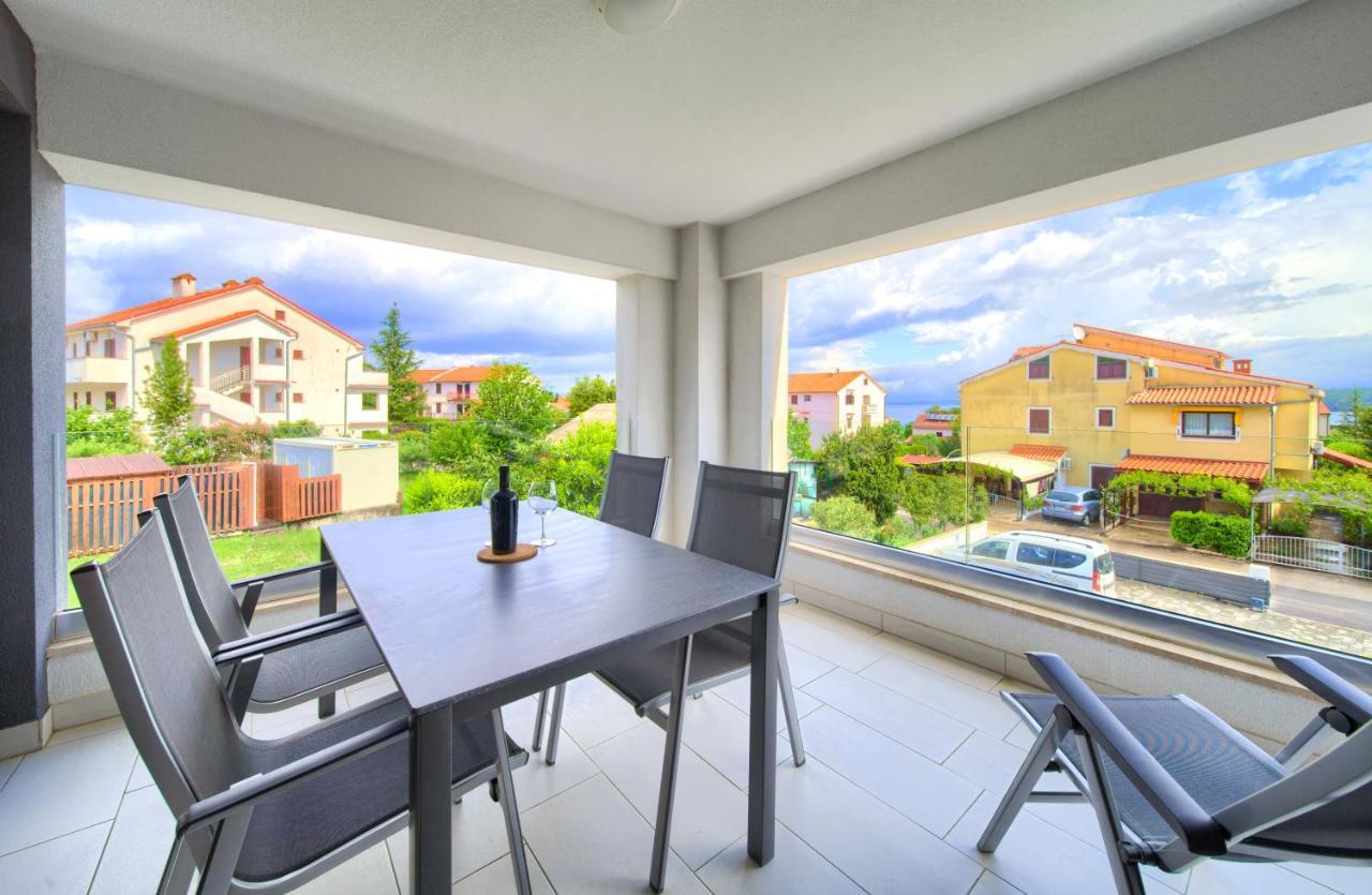Dodo Apartments Vantacici Luaran gambar